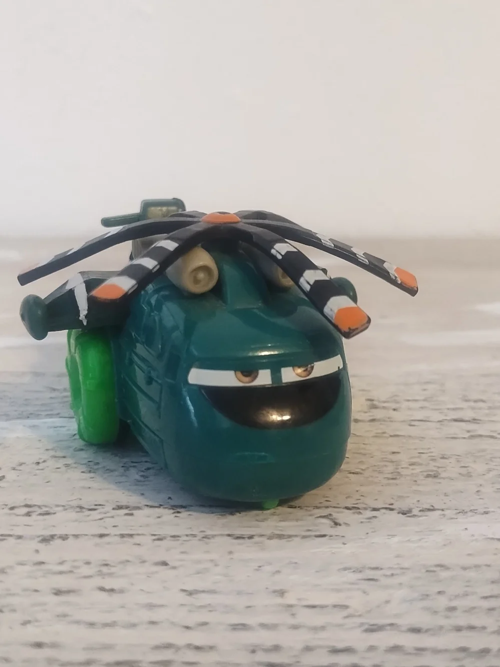 Disney Planes Fire & Rescue piston peak Helicopter Hydro Wheels